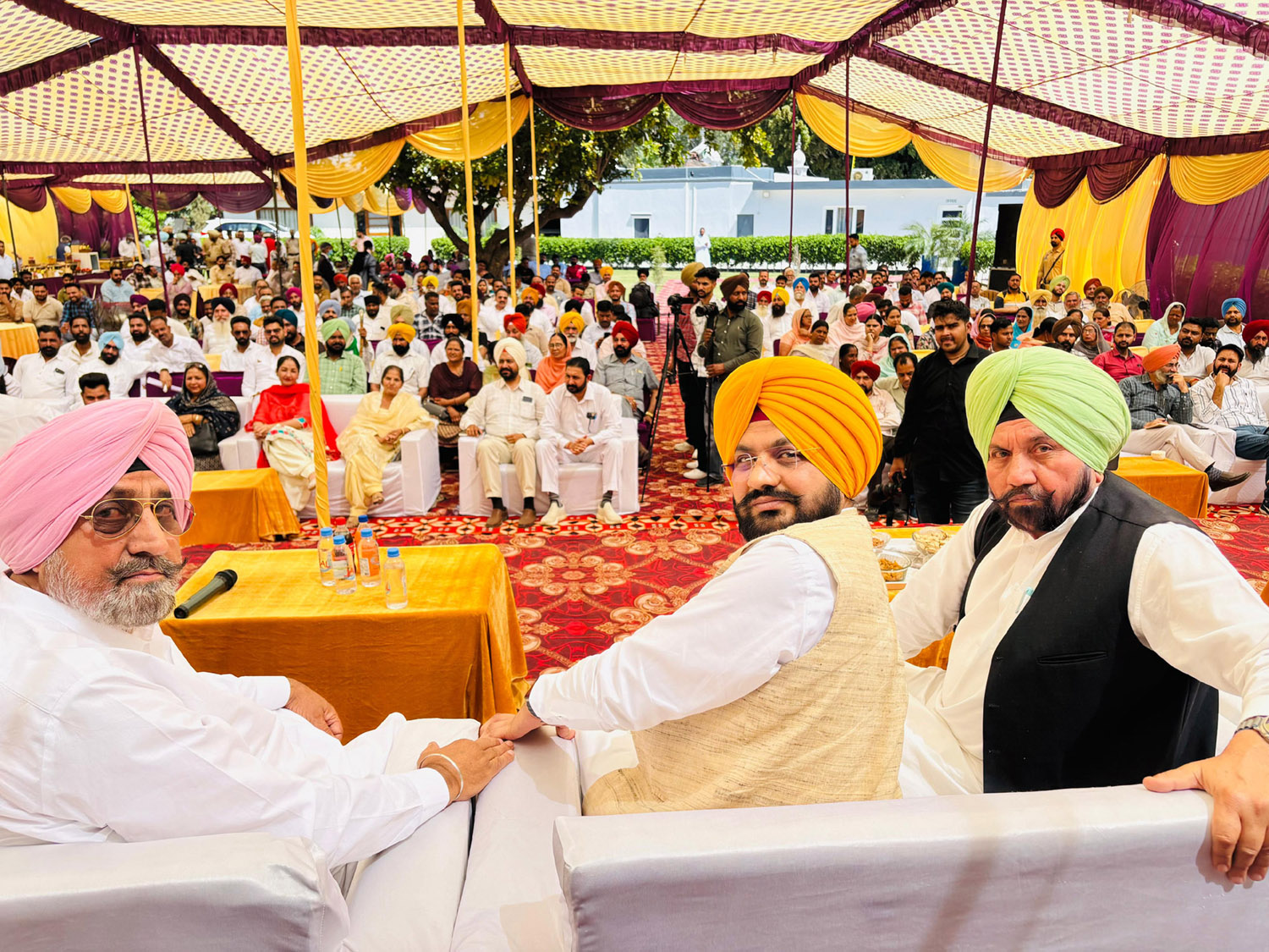 ਪੇਂਡੂ ਵਿਕਾਸ ਤੇ ਪੰਚਾਇਤ ਮੰਤਰੀ ਤਰੁਨਪ੍ਰੀਤ ਸਿੰਘ ਸੌਂਦ ਨੇ ‘ਯੁੱਧ ਨਸ਼ਿਆਂ ਵਿਰੁੱਧ’ ਮੁਹਿੰਮ ਨਾਲ ਪੰਚਾਇਤਾਂ ਨੂੰ ਜੋੜਨ ਦੀ ਸ਼ੁਰੂੁਆਤ ਡੇਰਾਬੱਸੀ ਤੋਂ ਕੀਤੀ